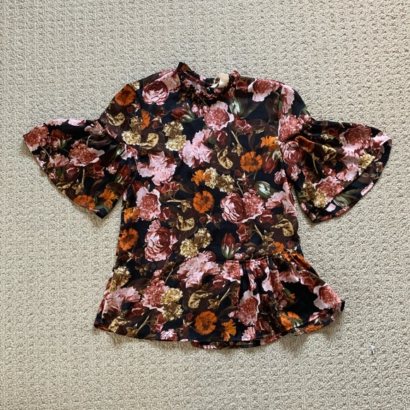H&M Floral Ruffled Blouse - Picture 2 of 8